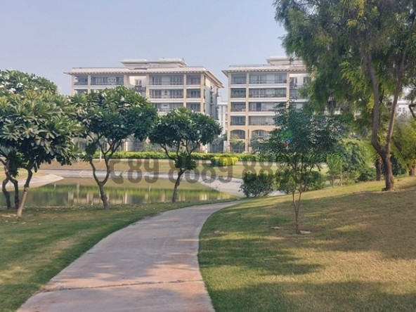 Jaypee golf Plot